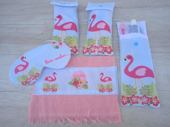 Kit Festa do Pijama Flamingo
