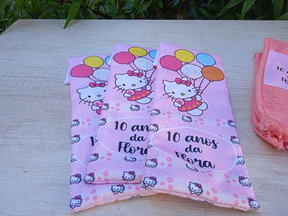 Kit Festa do Pijama Hello Kitty