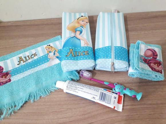 Kit Higiene Estojo Alice