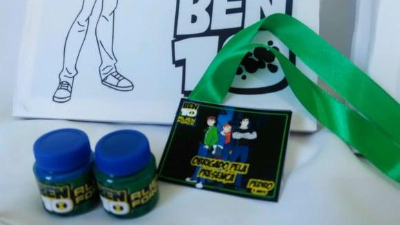 Kit Tela de Pintura Guache Ben 10