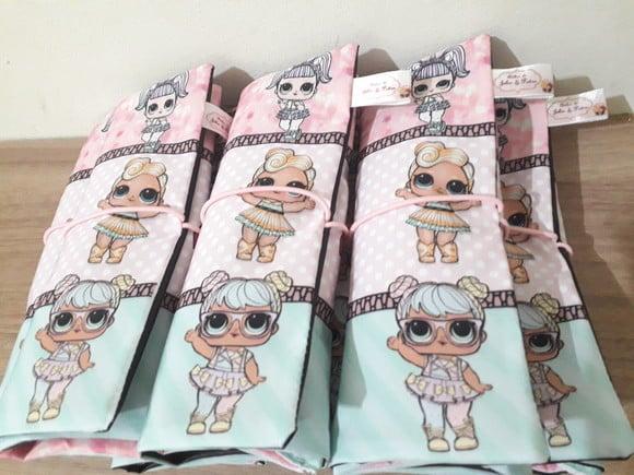 Lousa de Tecido LOL Menina 20 x 30