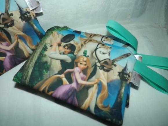 Necessarie Personalizada Enrolados