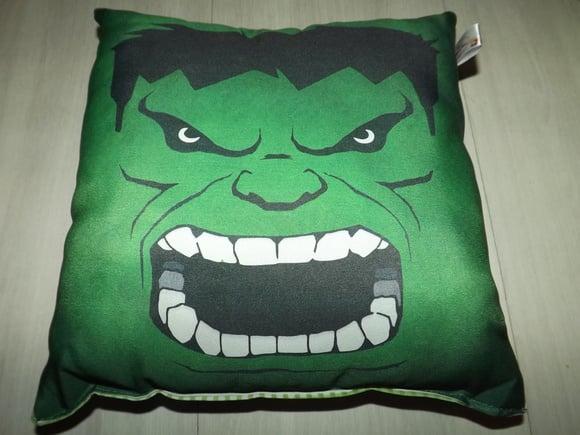 Almofada Hulk Quadrada