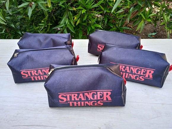 Estojo box Personalizado Stranger Things