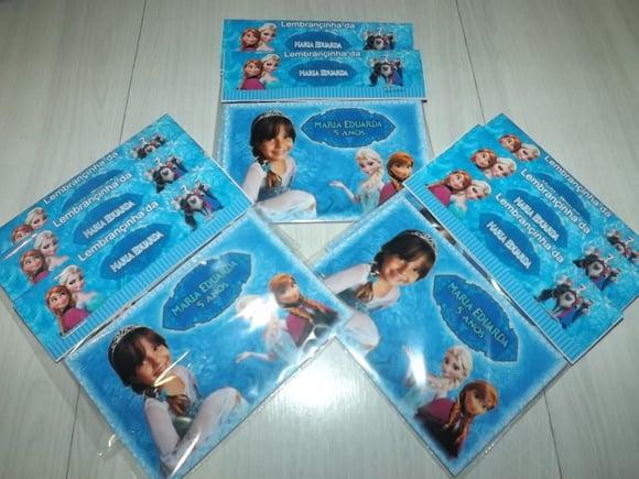 Imã Personalizado Frozen com lapela