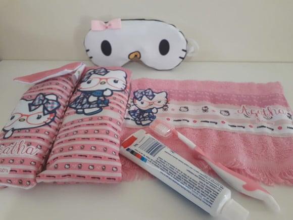 Kit Festa do Pijama Hello Kitty