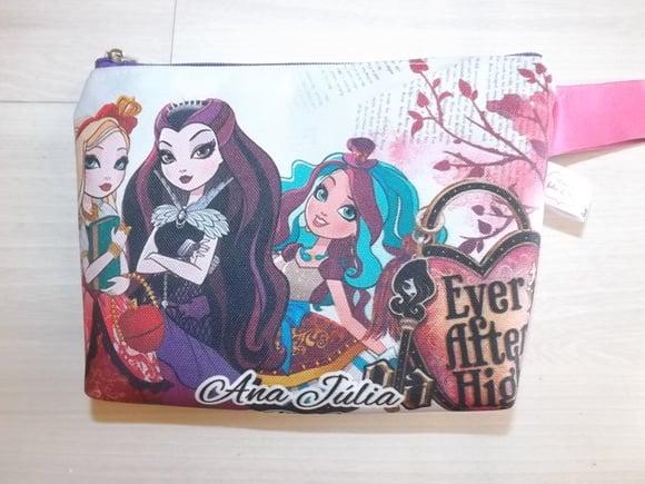 Necessarie Personalizada Ever After High