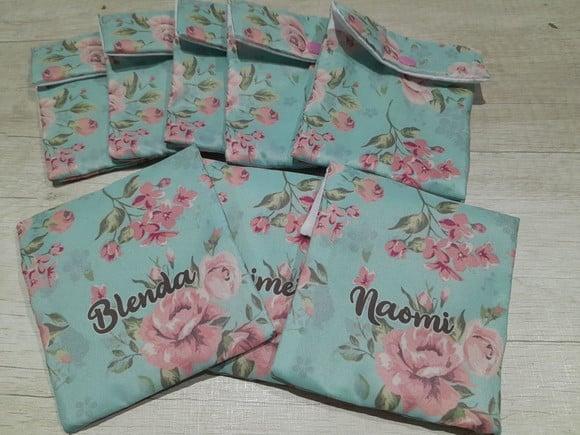 Porta Absorvente Personalizado Flores