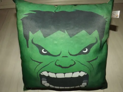 Almofada Hulk Quadrada