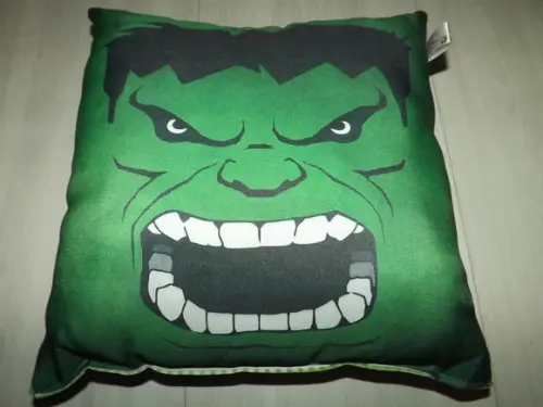 Almofada Hulk Quadrada