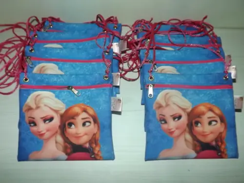 Bolsinha Frozen Tira colo