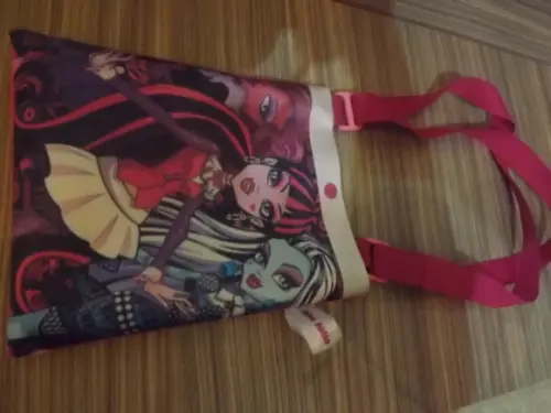 Bolsinha Tira Colo - Monster High