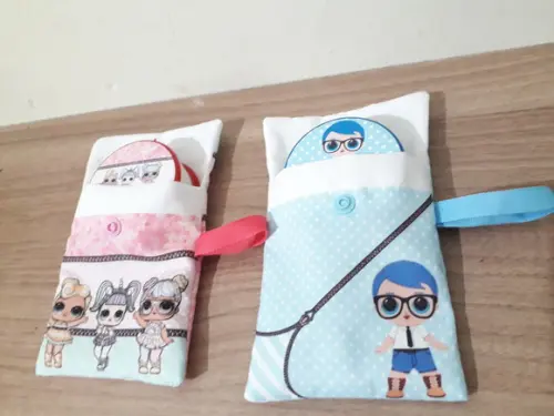 Copo retrátil com necessarie LOL Menina