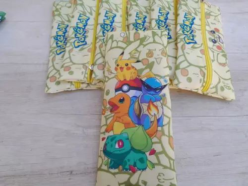 Estojo Pokemon