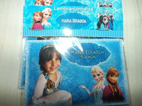 Imã Personalizado Frozen com lapela