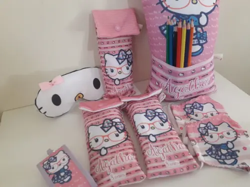Kit Festa do Pijama Completo Hello Kitty