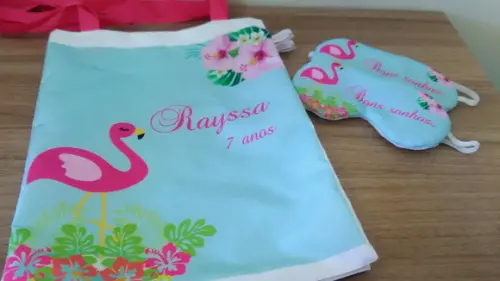 Kit Festa do Pijama Luxo Flamingo
