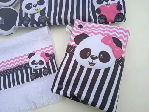 Kit Festa do Pijama Luxo Panda Listrado