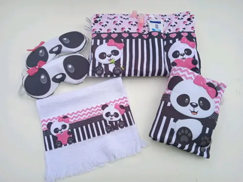 Kit Festa do Pijama Luxo Panda Listrado