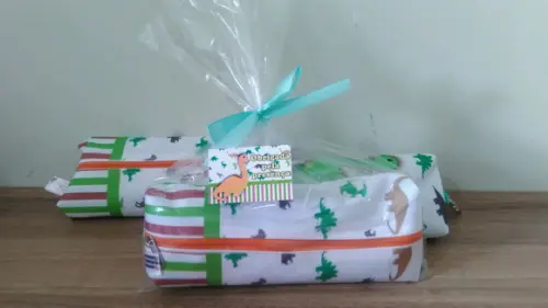 Kit Higiene estojo Dinossauro