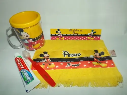 Kit Higiene Mickey na Caneca