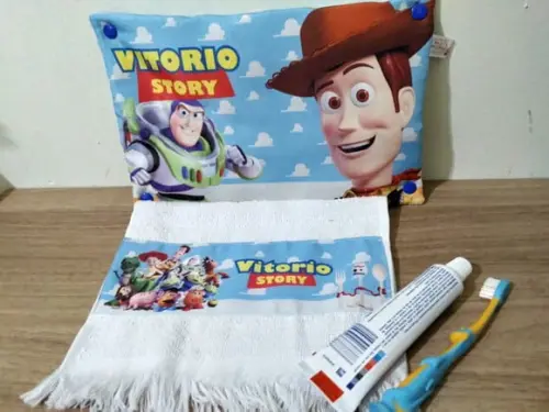 Kit Higiene Woody e Buzz Lightyear Toy Story