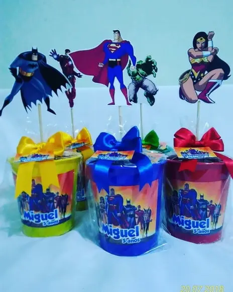 Kit Jardinagem Liga da Justiça