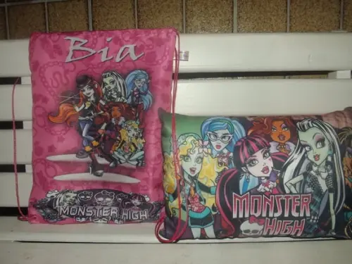 Kit Mochila e Almofada Personalizado