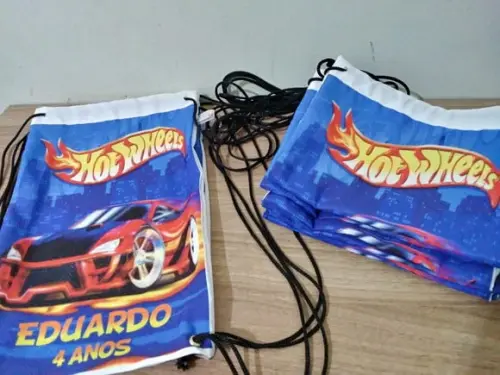 Kit Mochila e Tapa Olho Infantil Hot Wheels