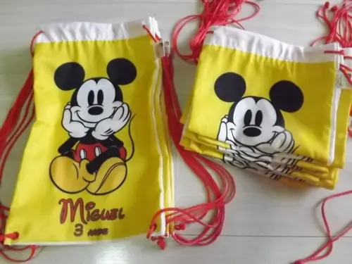 Mochila infantil - Mickey Fundo Amarelo