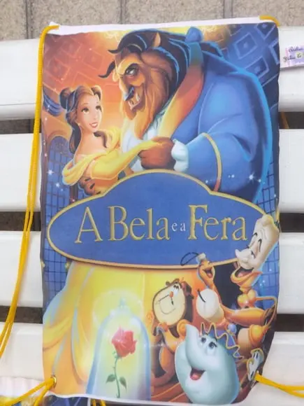 Mochila Infantil A Bela e a Fera