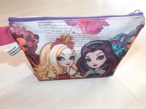 Necessarie Personalizada Ever After High