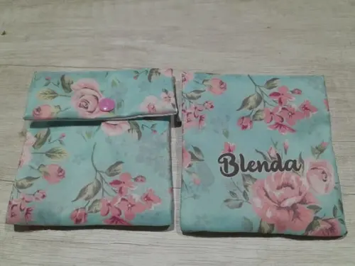 Porta Absorvente Personalizado Flores