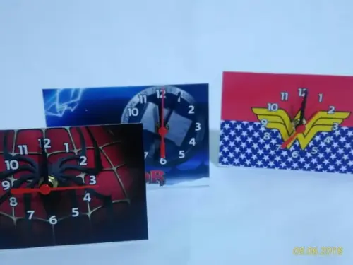 Relógio Personalizado Heróis 3