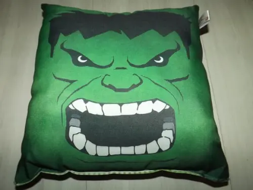 Almofada Hulk Quadrada