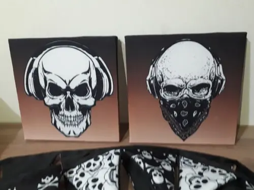Bandeirola Personalizada Caveira