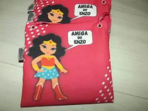 Bolsinha Heroínas Cute Tira colo
