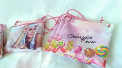 Bolsinha Katy Perry Tira colo