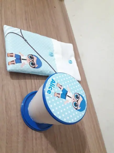 Copo retrátil com necessarie LOL Menino