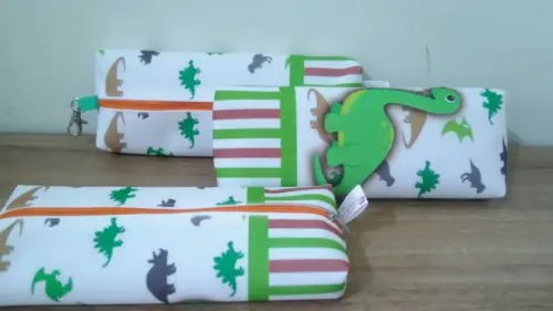 Estojo Personalizado Dinossauro