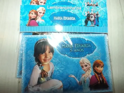 Imã Personalizado Frozen com lapela