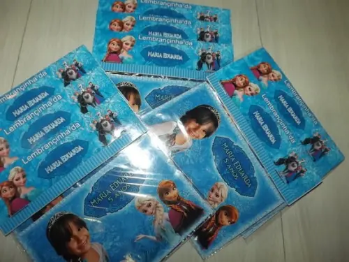 Imã Personalizado Frozen com lapela