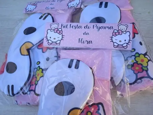 Kit Festa do Pijama Hello Kitty