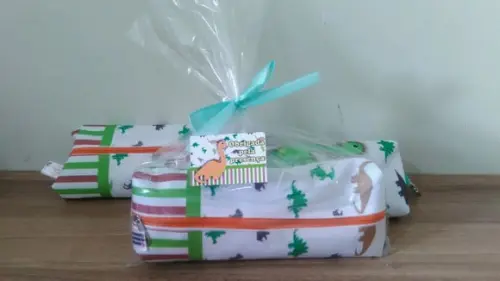 Kit Higiene estojo Dinossauro
