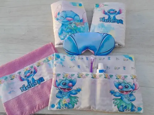 Kit Higiene Luxo Festa do Pijama com Almofada Stitch