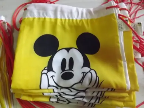 Mochila infantil - Mickey Fundo Amarelo