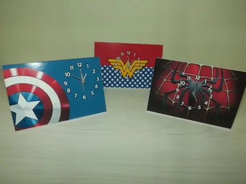 Relógio Personalizado Heróis