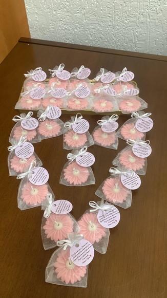 Vela Aromática Margarida Personalizada para Eventos com Tag