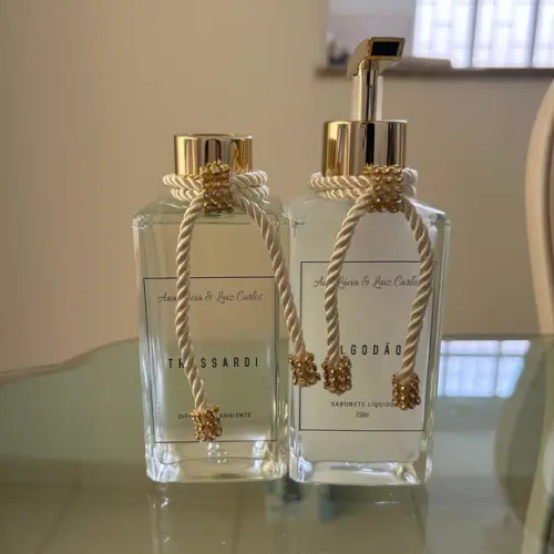 Kit Lavabo Difusor e Saboneteira Personalizado