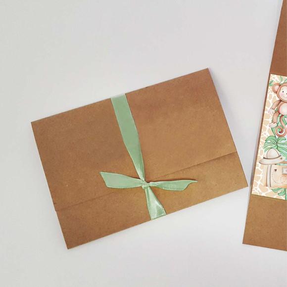 Convite Impresso Personalizado com Envelope Aberto